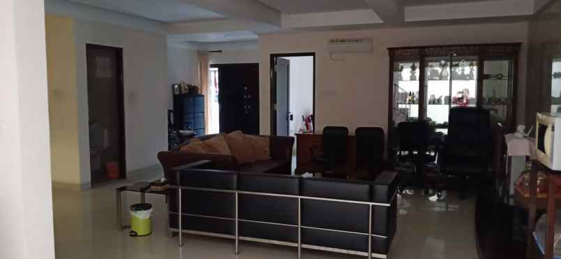 dijual rumah janur elok kelapa gading