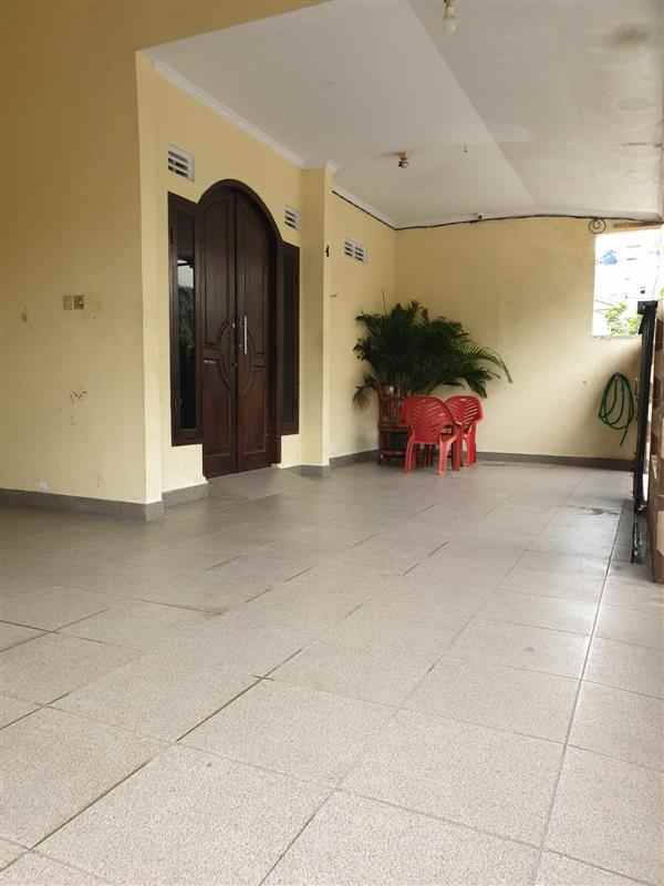 dijual rumah jati kramat jati asih