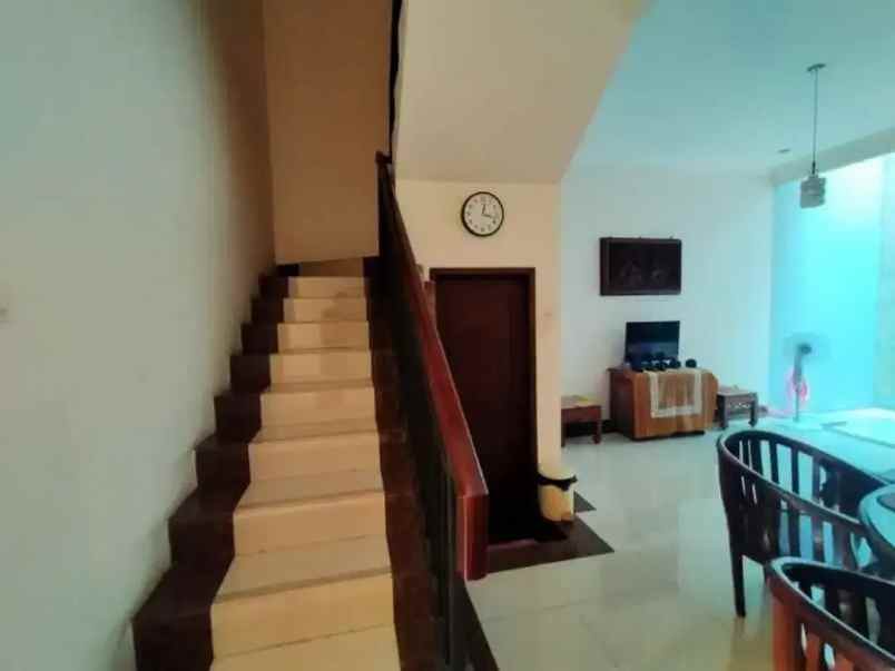 dijual rumah jatibening