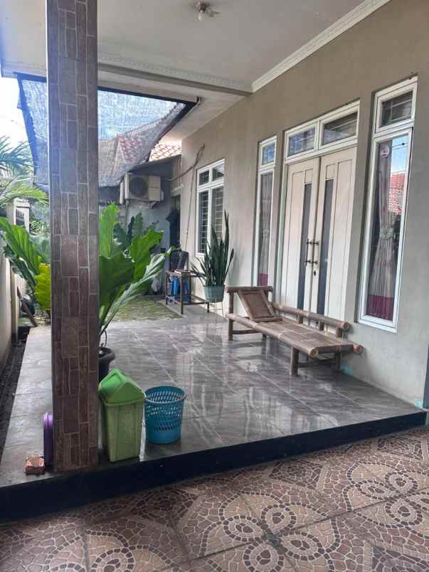 dijual rumah jatiluhur