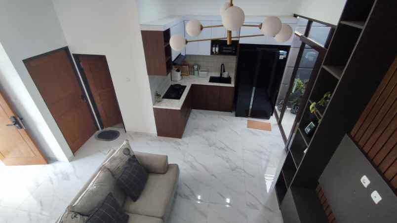 dijual rumah jatisari kec cangkuang