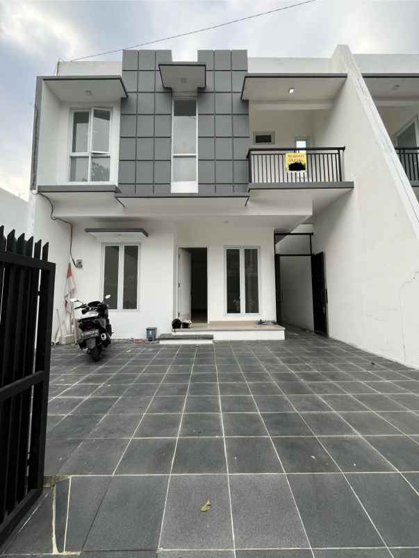 dijual rumah jatiwaringin pondok gede