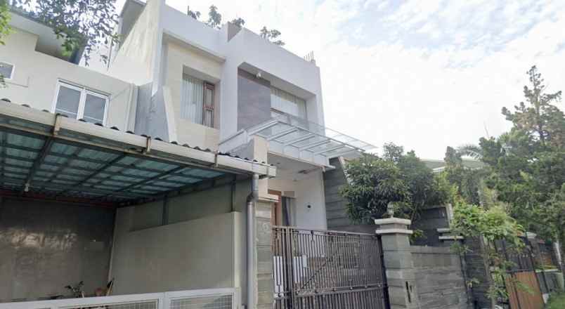 dijual rumah ji setraduta cemara