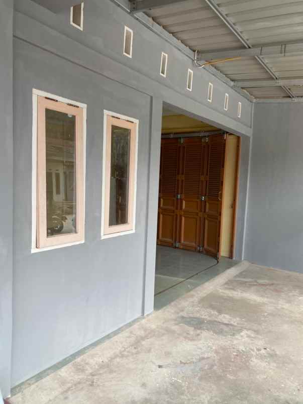 dijual rumah jl air hitam