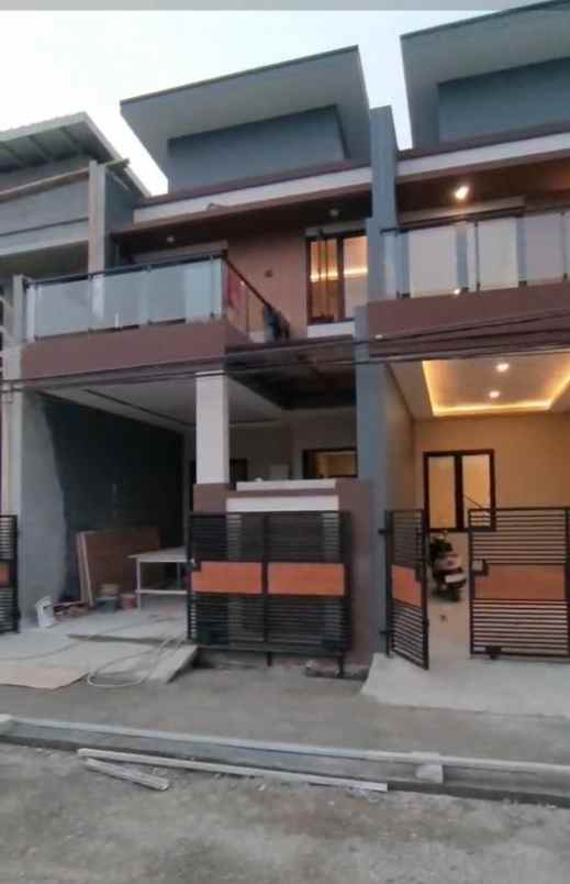 dijual rumah jl cisaranten kota bandung