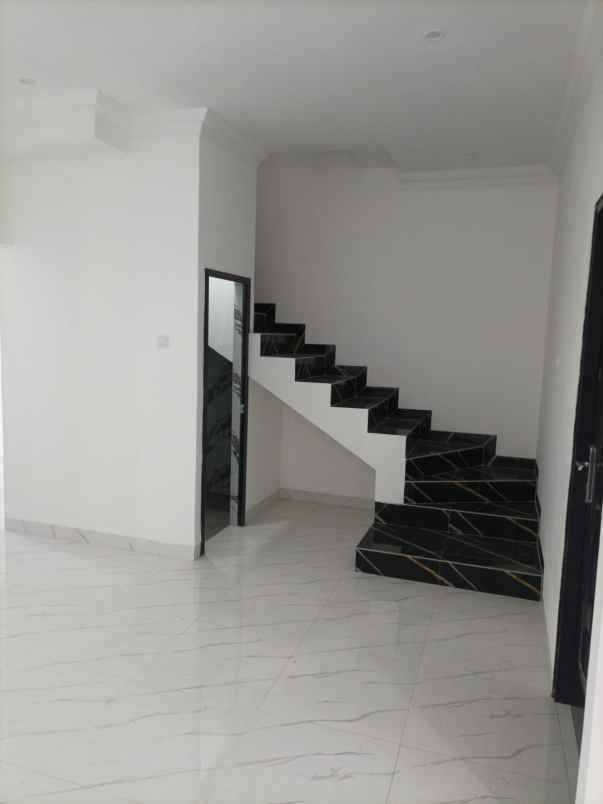 dijual rumah jl duren sawit raya duren