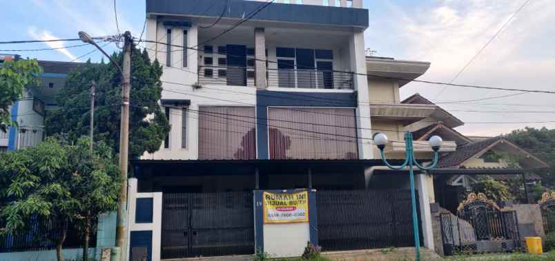 dijual rumah jl gading utama barat no