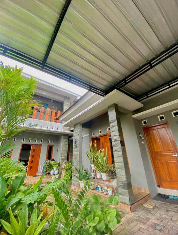 dijual rumah jl godean km 10