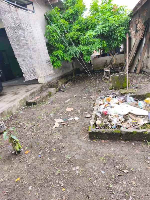 dijual rumah jl godean km 6