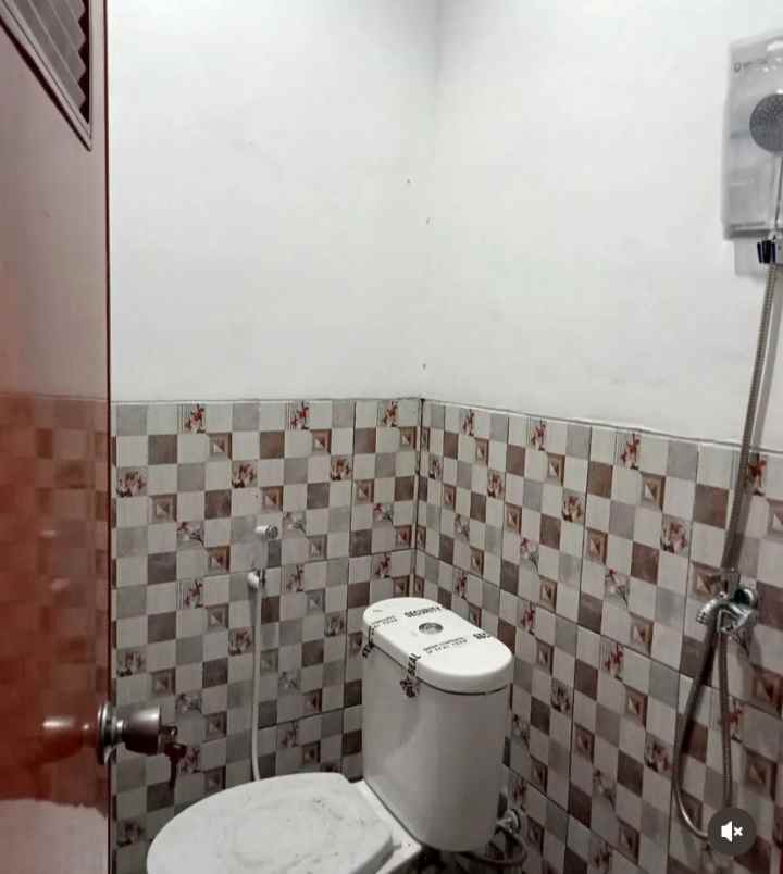 dijual rumah jl hj sadi 2 no 2005 paku