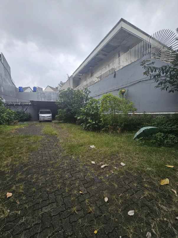 dijual rumah jl hos cokro aminoto