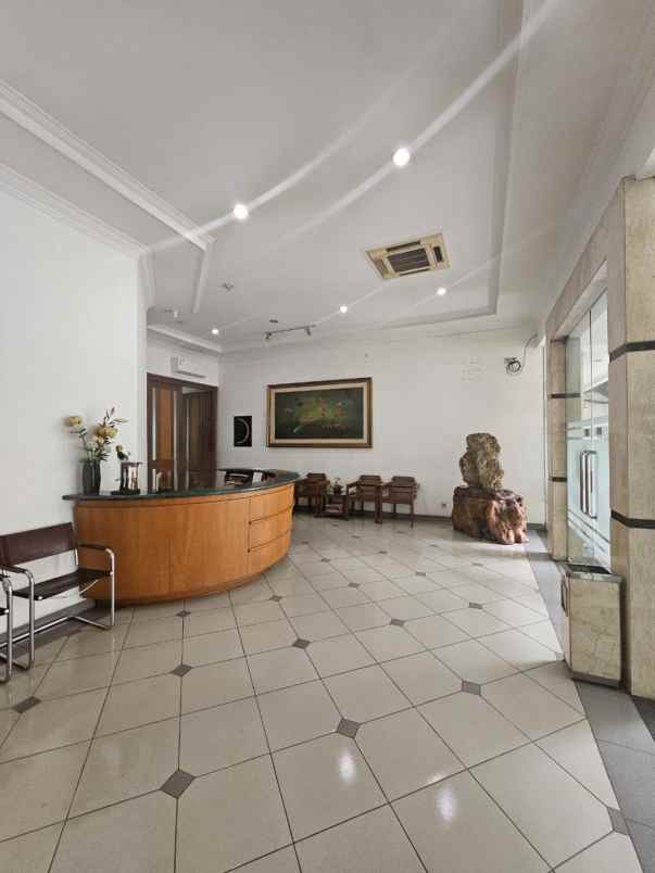 dijual rumah jl hos cokro aminoto