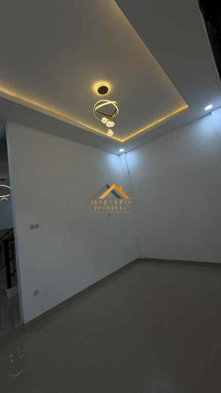 dijual rumah jl karya bakti indra kasih