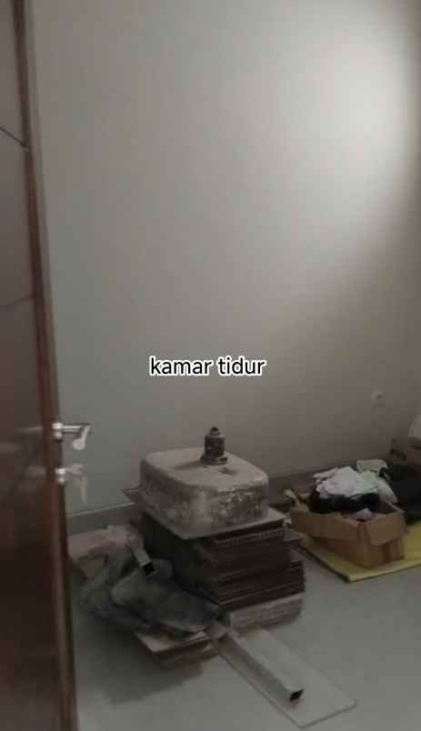 dijual rumah jl kebayoran lama