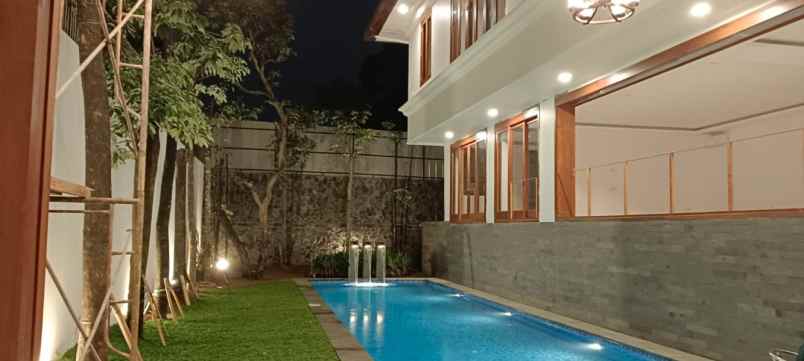 Jual Rumah Mewah Dikemang Siap Huni Luas 700 M2 Jakarta Selatan
