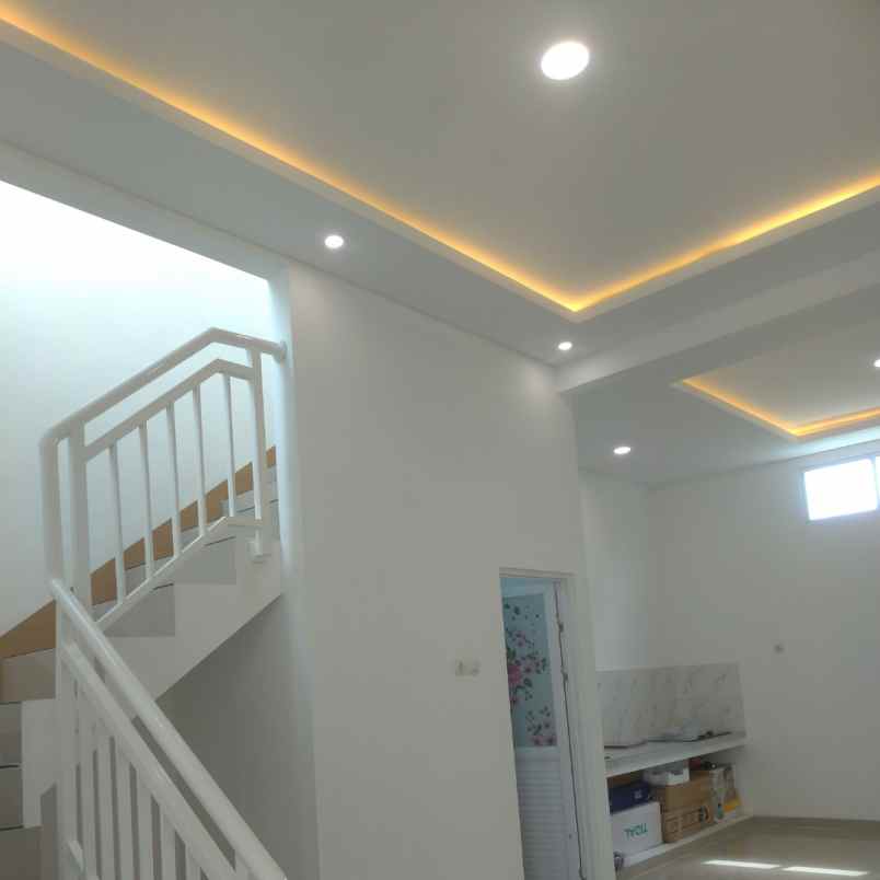 dijual rumah jl kendedes purwosari