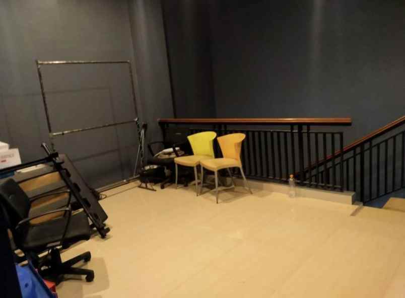 dijual rumah jl lap tembak cibubur kec