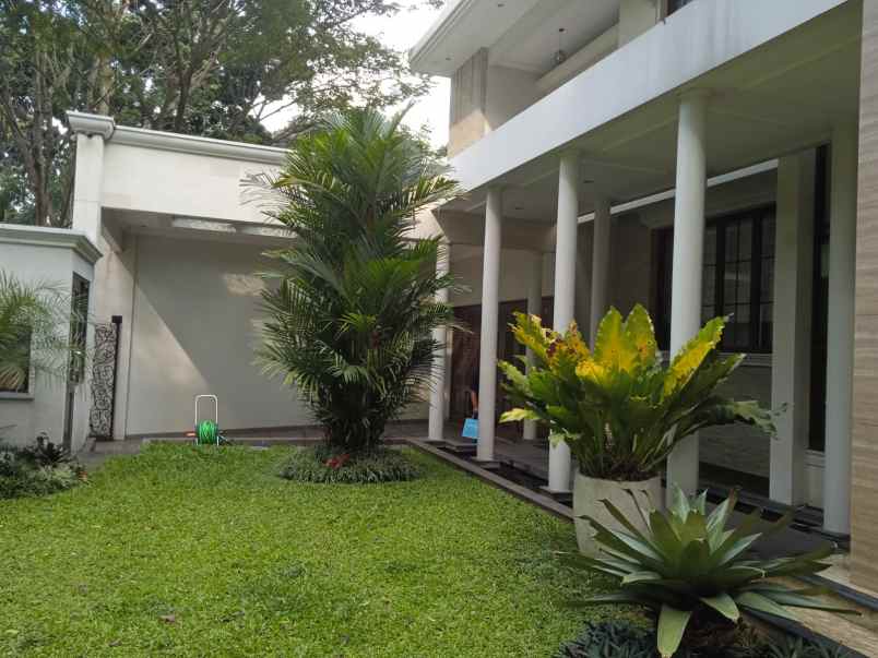 dijual rumah jl menteng raya bintaro