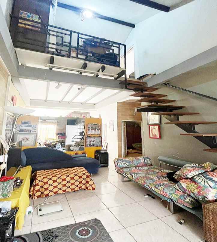 dijual rumah jl merkuri timur vii no 7