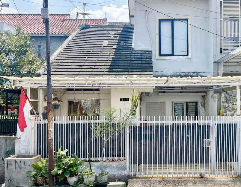 dijual rumah jl merkuri timur vii no 7