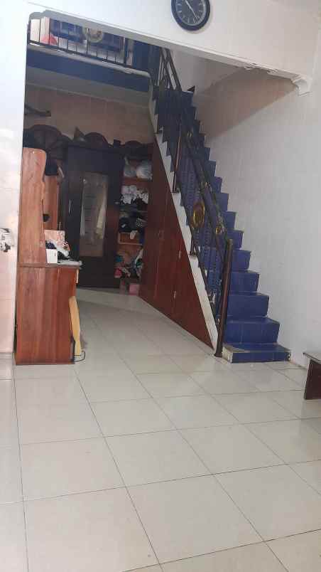 dijual rumah jl pacar kembang