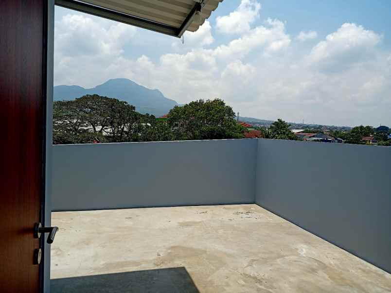 dijual rumah jl panyileukan