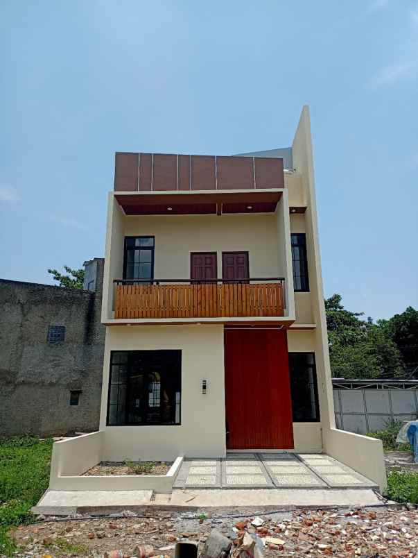 dijual rumah jl panyileukan