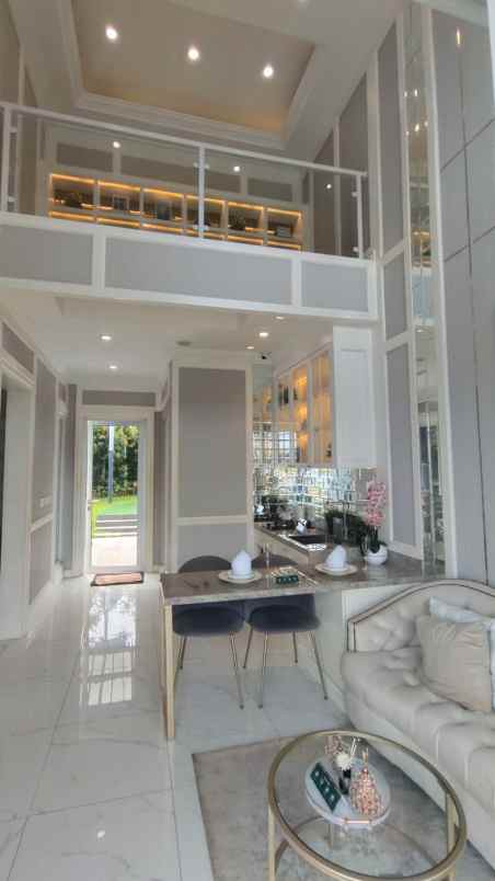 dijual rumah jl paradise serpong city 2