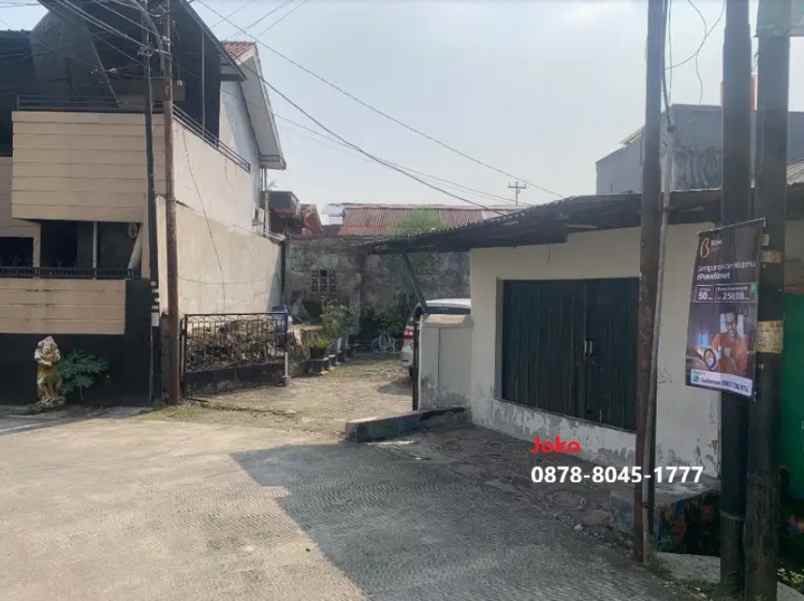 dijual rumah jl praja
