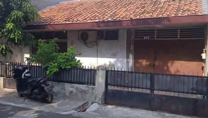 dijual rumah jl pulo asem rawamangun