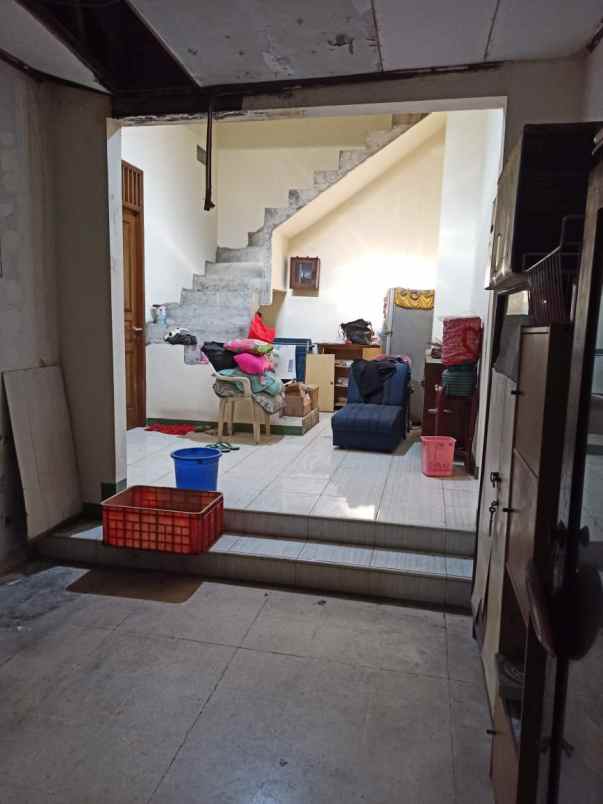 dijual rumah jl pulo asem rawamangun