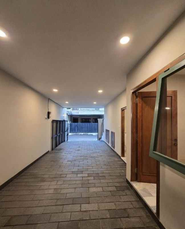 dijual rumah jl rawamangun jakarta timur