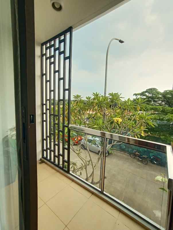 dijual rumah jl raya cikeas kec gunung