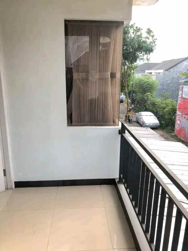 dijual rumah jl raya hankam jatiwarna