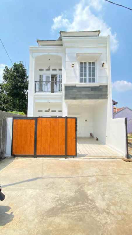 dijual rumah jl raya kalimulya