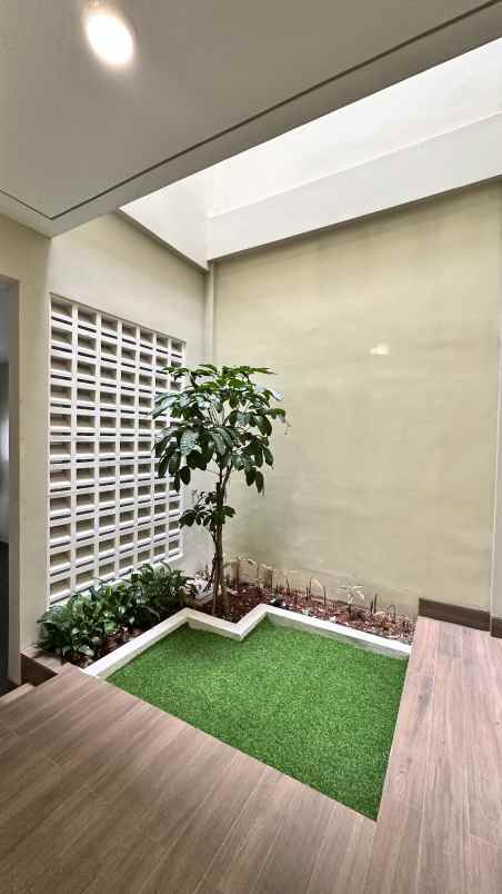 dijual rumah jl rc veteran raya bintaro