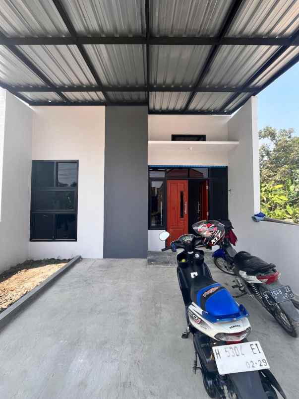 dijual rumah jl sedayu gentong