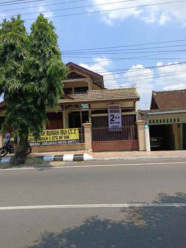 dijual rumah jl sunan muria