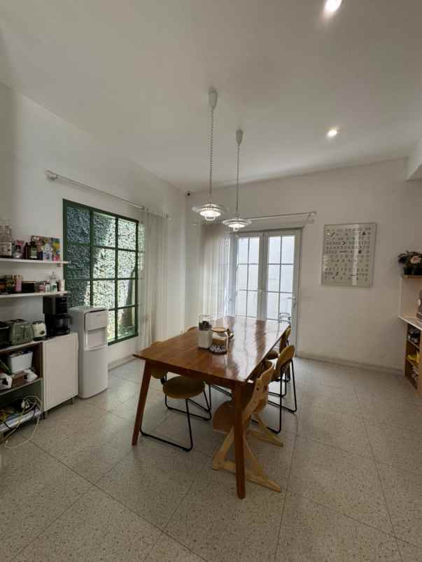 dijual rumah jl tamborin reog rebana