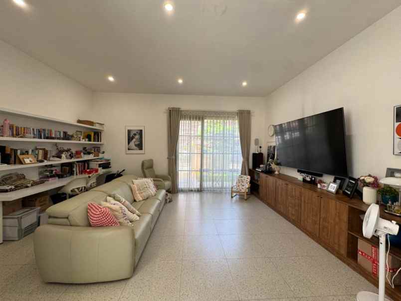 dijual rumah jl tamborin reog rebana