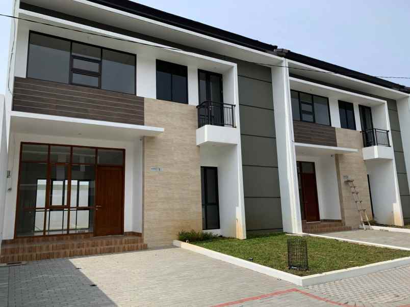 dijual rumah jl ters buahbatu bandung