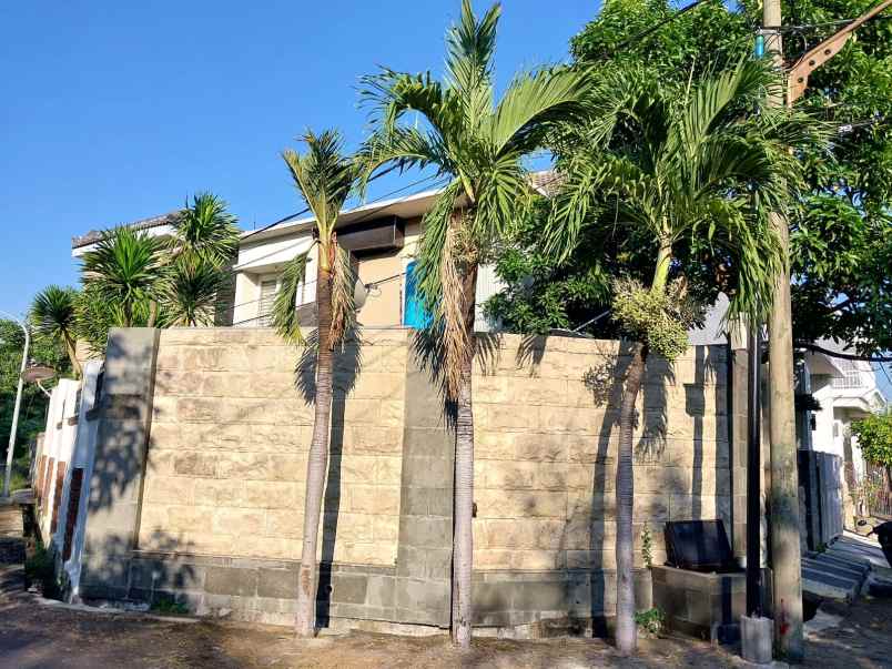 dijual rumah jl wiyung indah timur ii