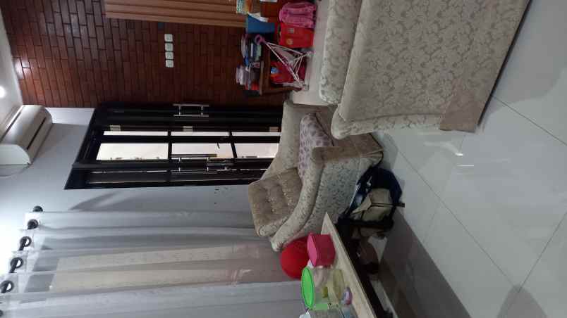 dijual rumah jln gondang dia menteng