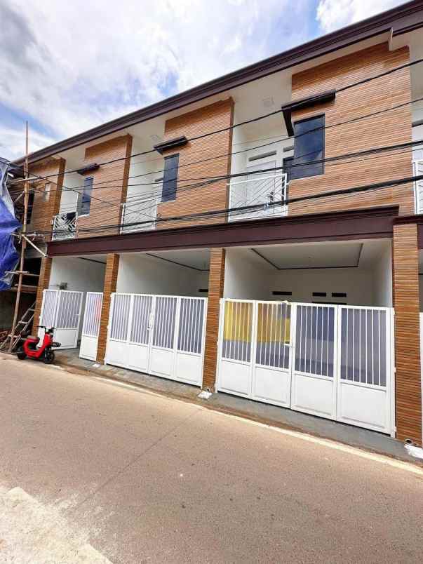 dijual rumah jln kramat jati jakarta timur