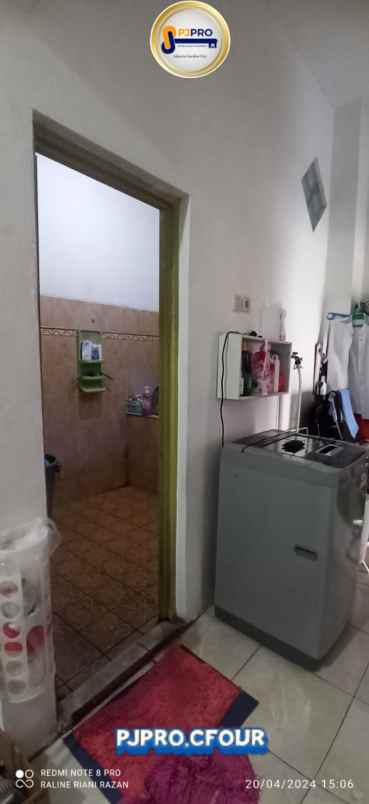 dijual rumah kaliabang