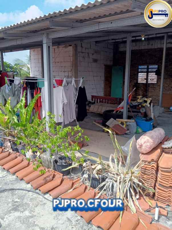 dijual rumah kaliabang