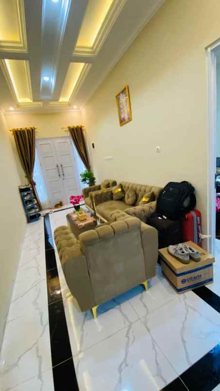 dijual rumah kalibaru cilodong depok