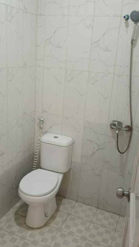 dijual rumah kalibaru cilodong depok