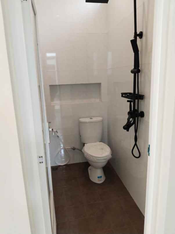 dijual rumah kaliurang km 14