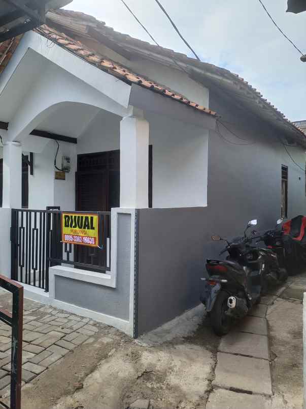 dijual rumah kampung kelapa cikokol